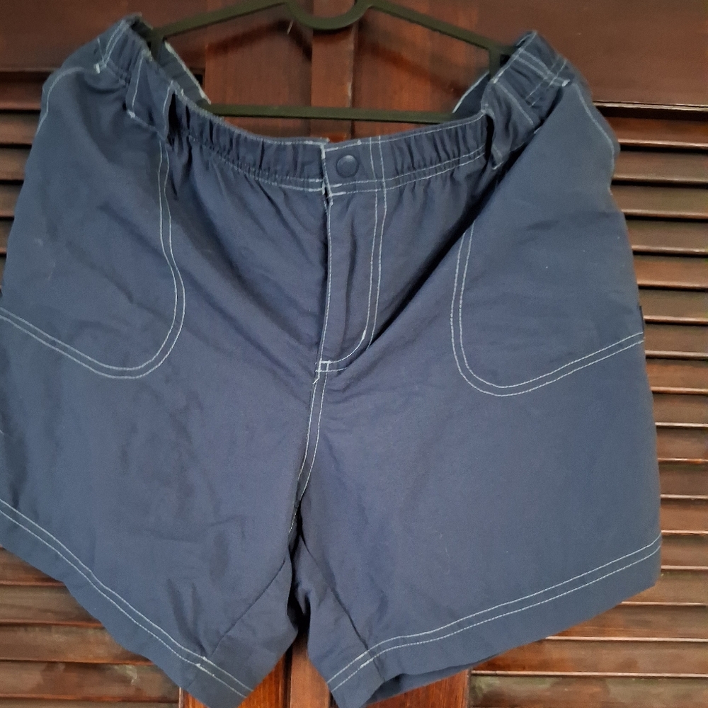Women's Columbia casual shorts
